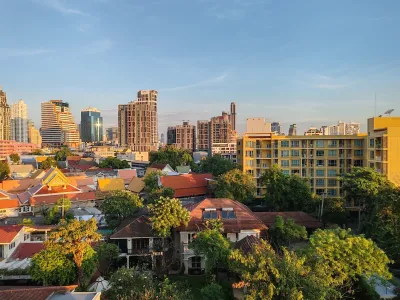Chaiyapruek Place