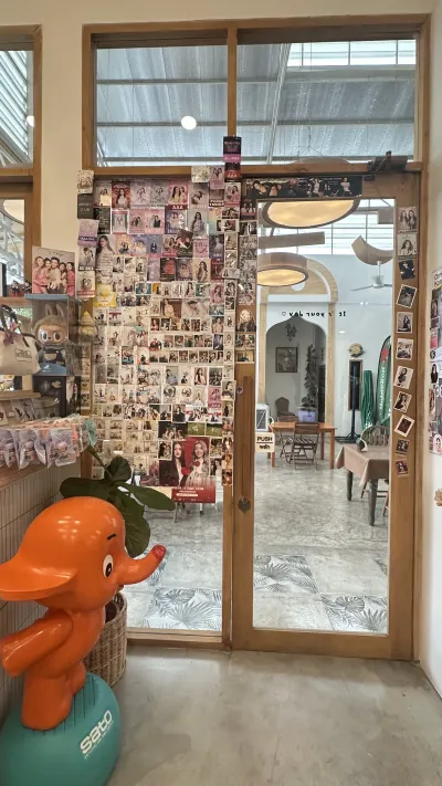 Dear December Cafe