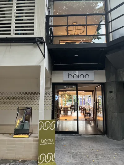 HNINN - CONTEMPORARY BRUNCH & DINING