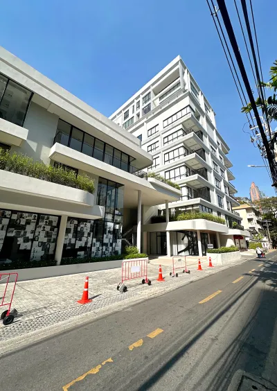 Sathorn 111