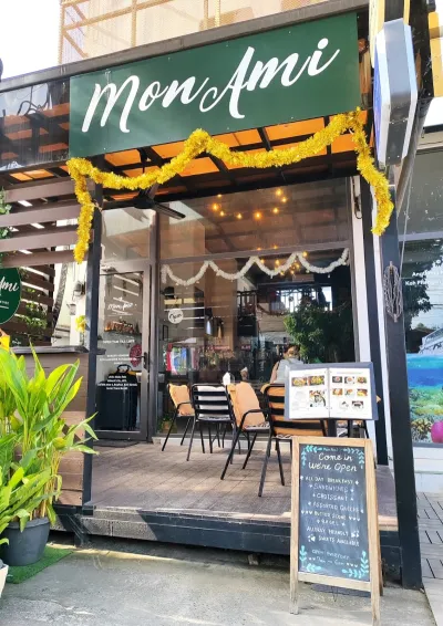 MonAmi Café