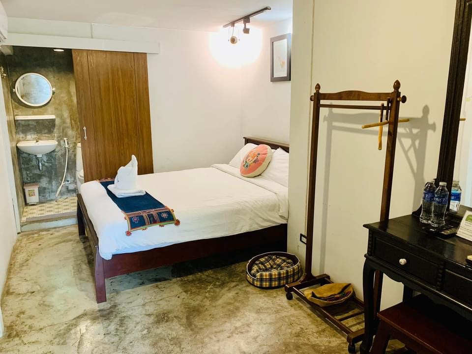 Niwas Ayutthaya Hotel