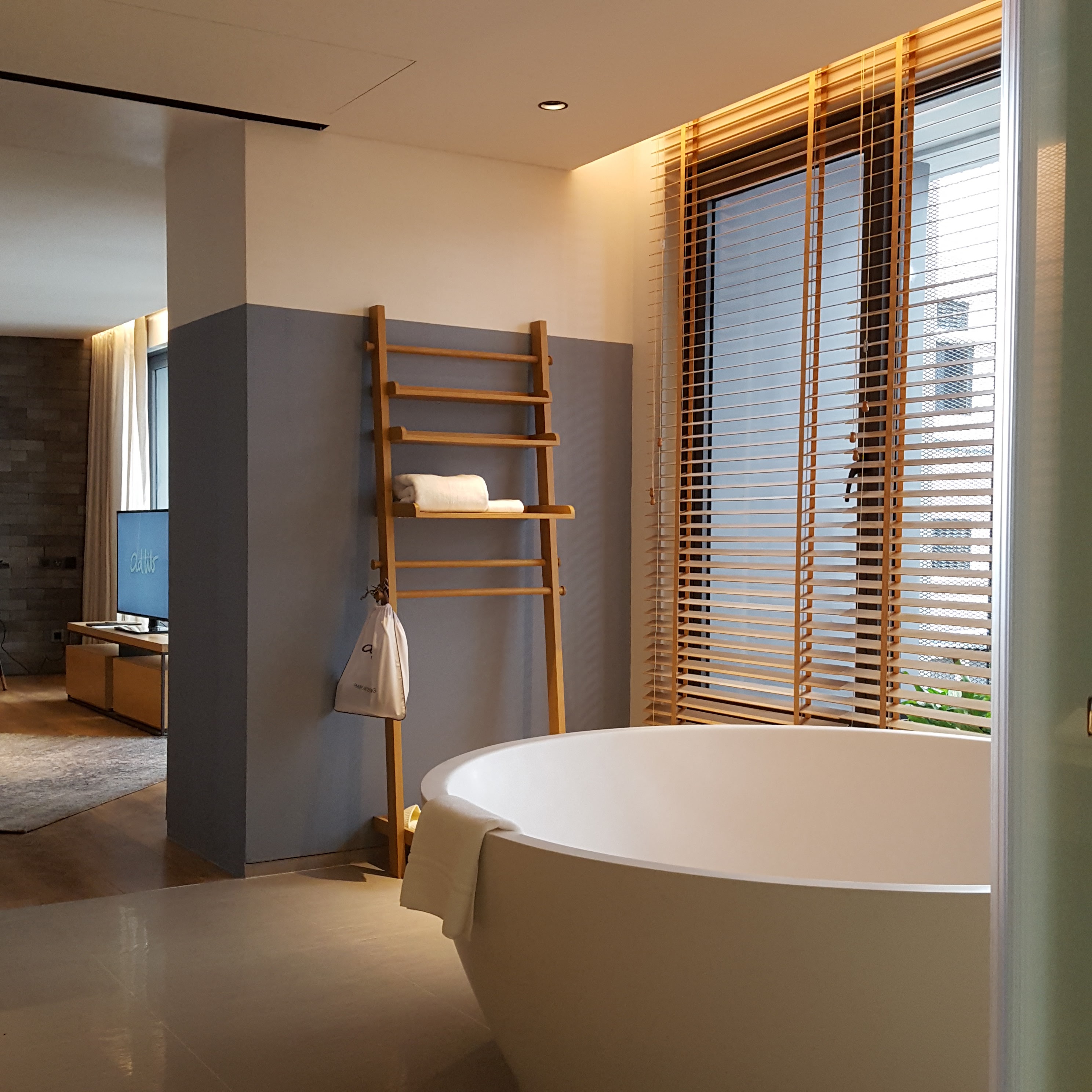 Ad Lib Bangkok