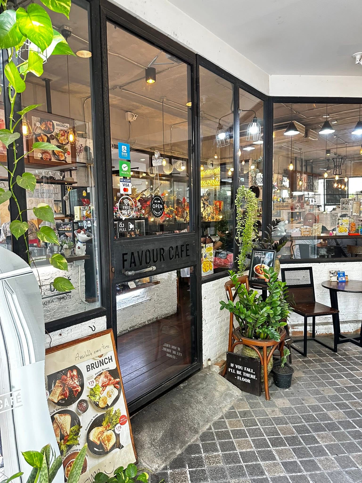 Favour Café