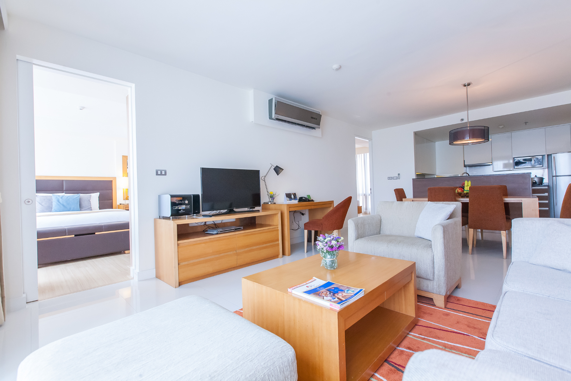 Oakwood Residence Sukhumvit 24 Bangkok