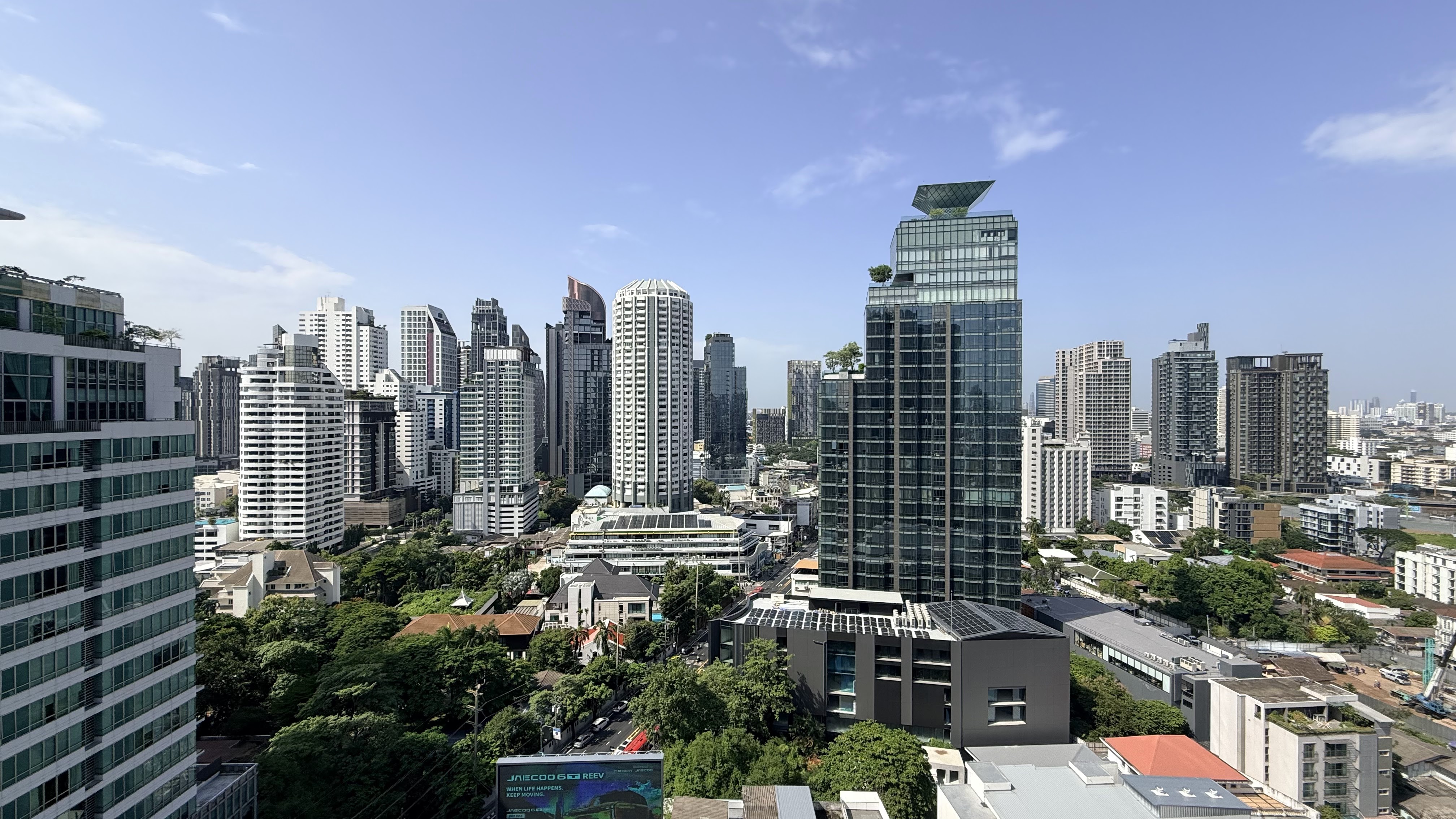 Staybridge Suites Bangkok Thonglor, an IHG Hotel