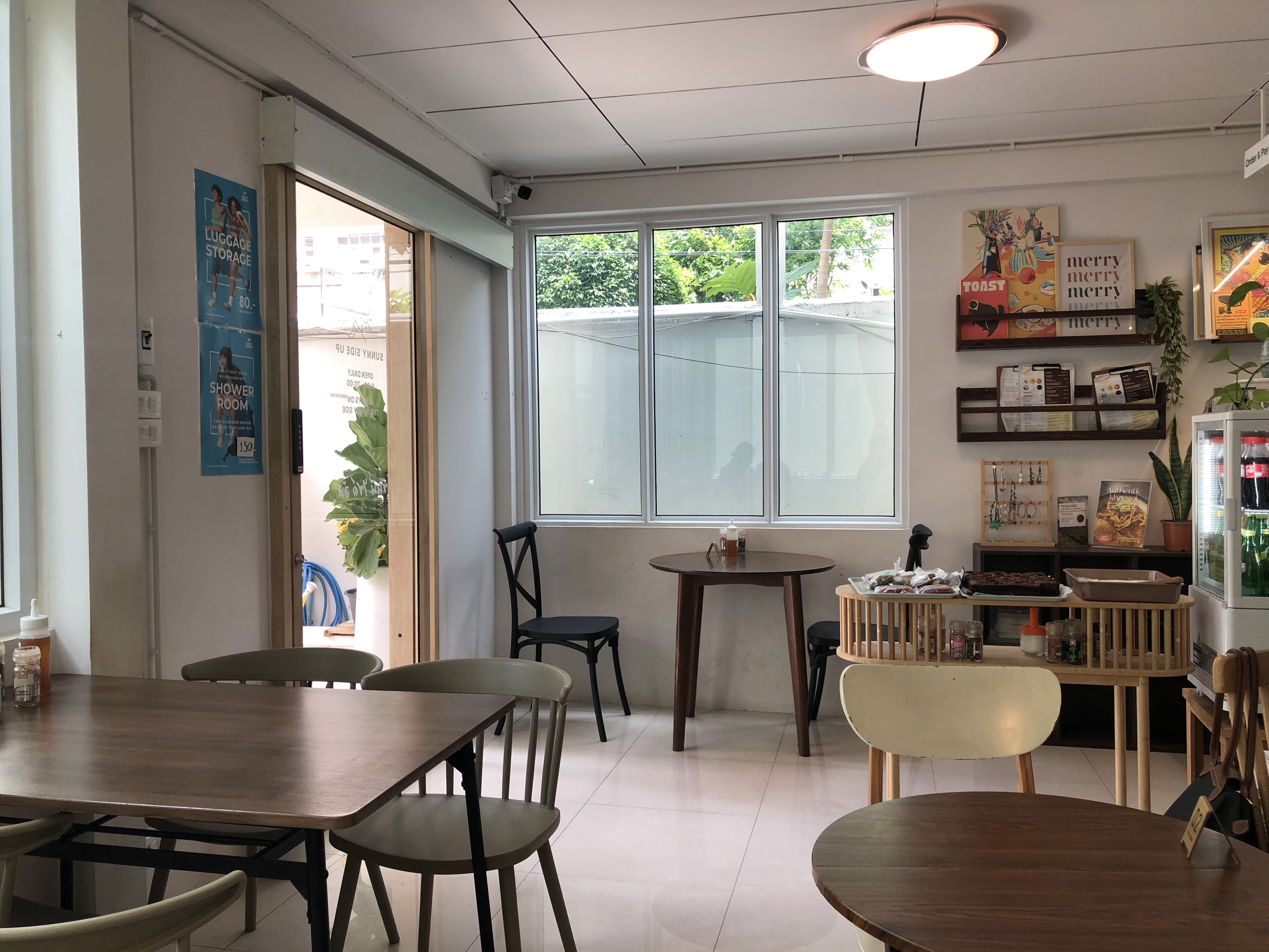 Sunny Side Up Cafe Khaosan