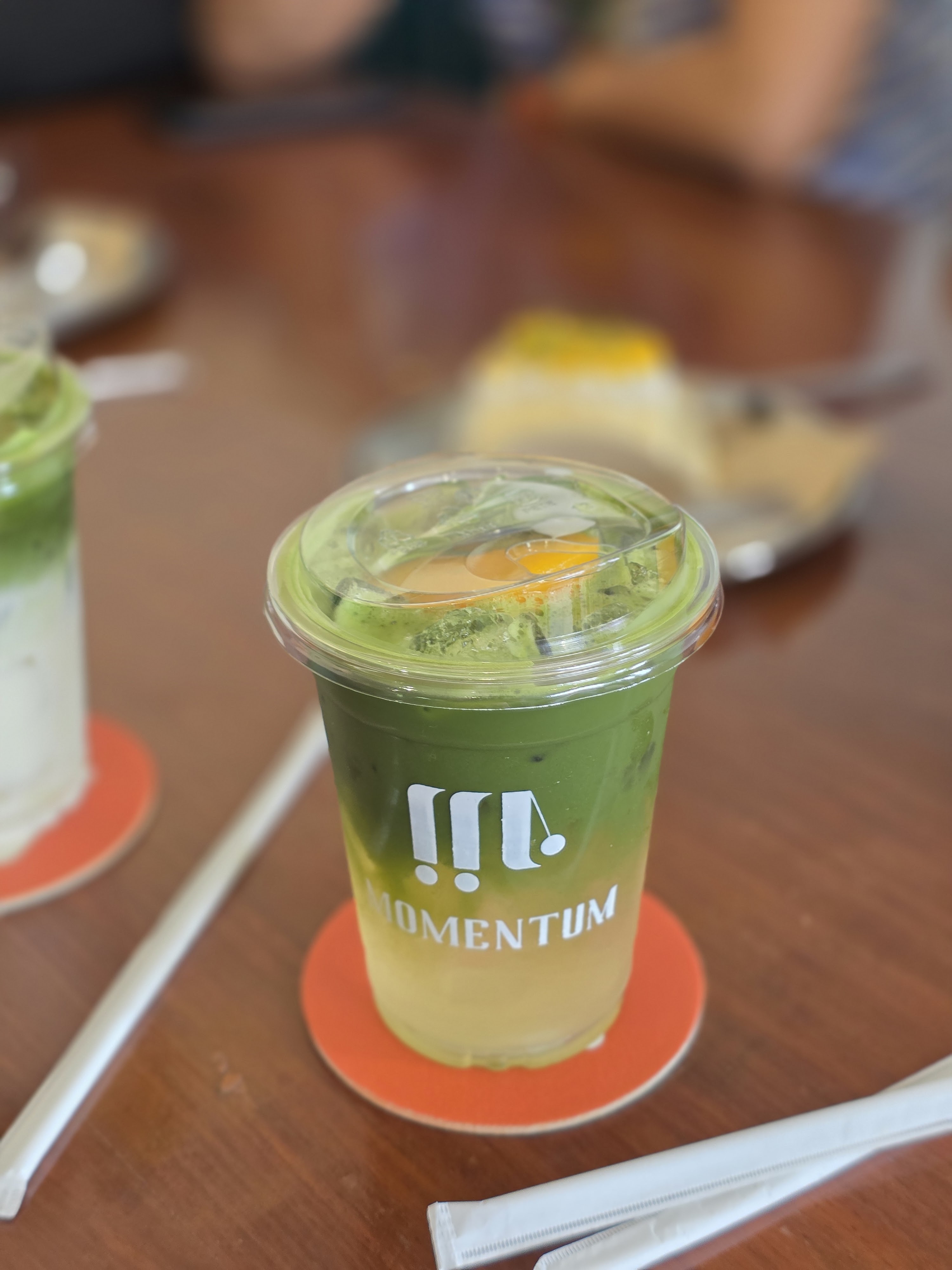 MOMENTUM Cafe