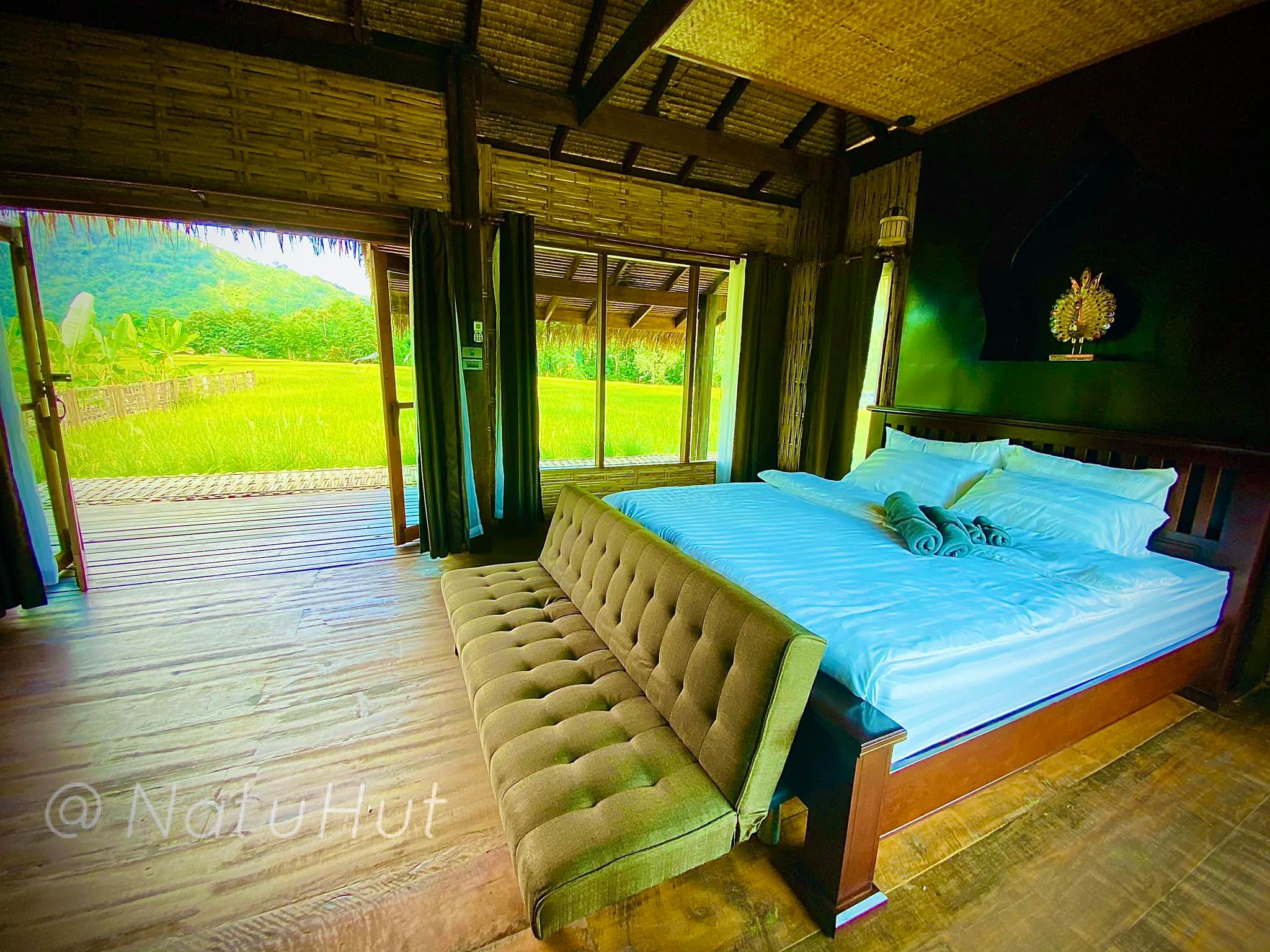 Natu Hut Farmstay & Cafe