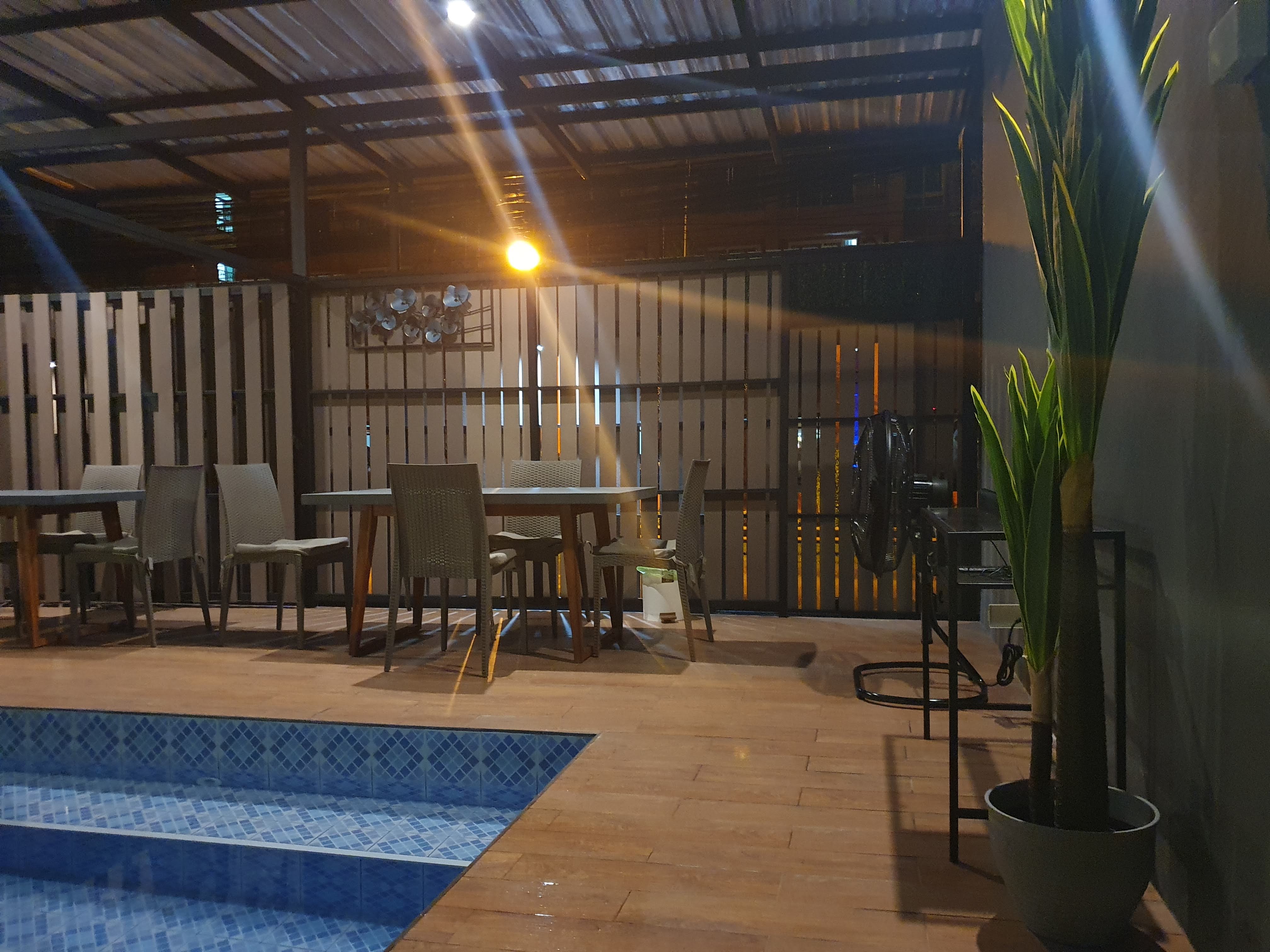 Atside Pool Villa (13 Rooms)