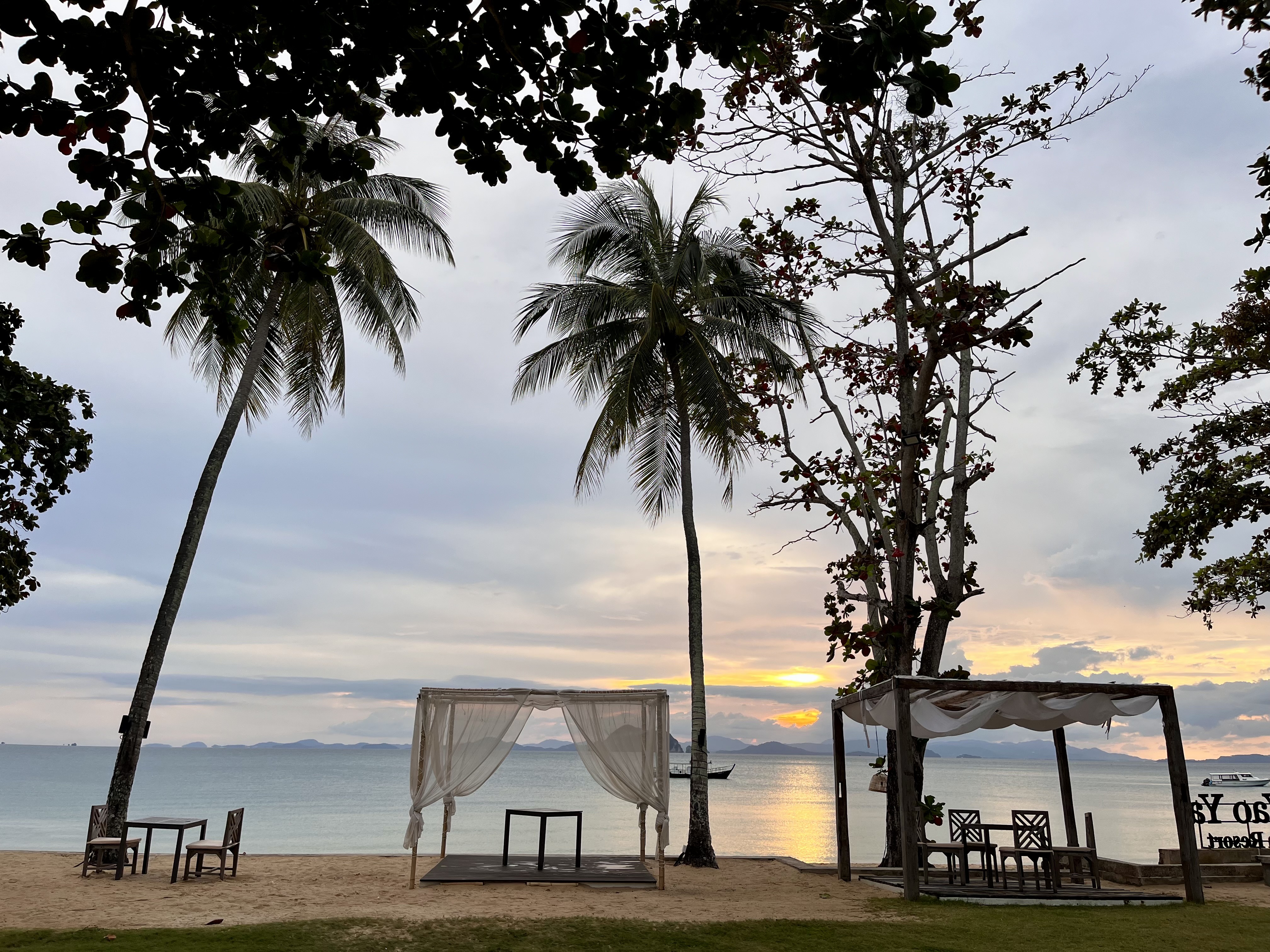 Royal Yao Yai Island Beach Resort