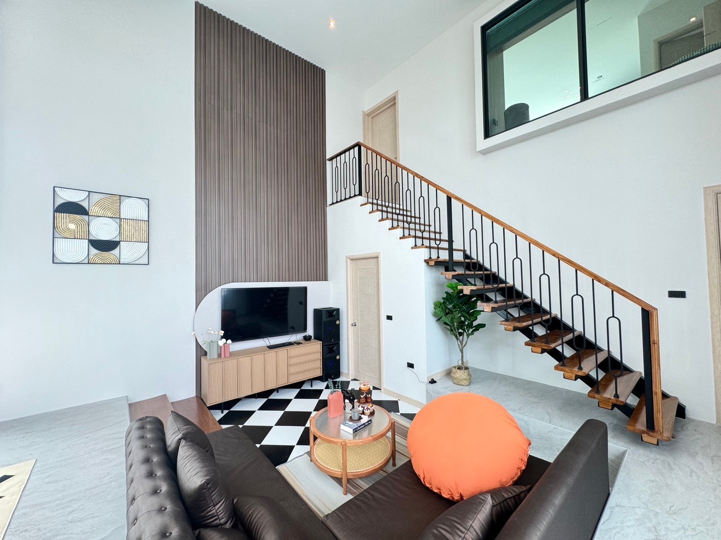 REEVA RESIDENCE