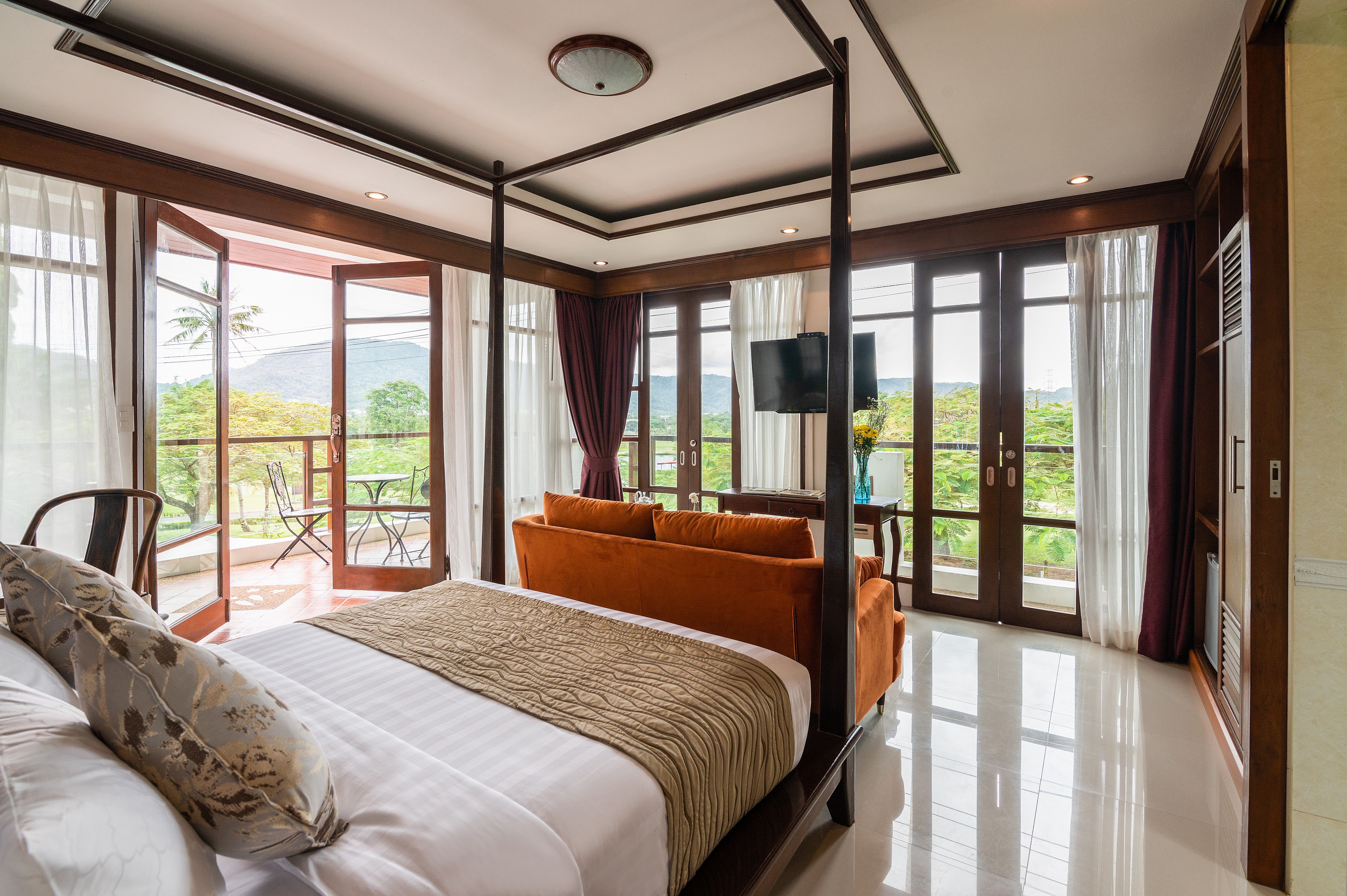 Jantra Residence