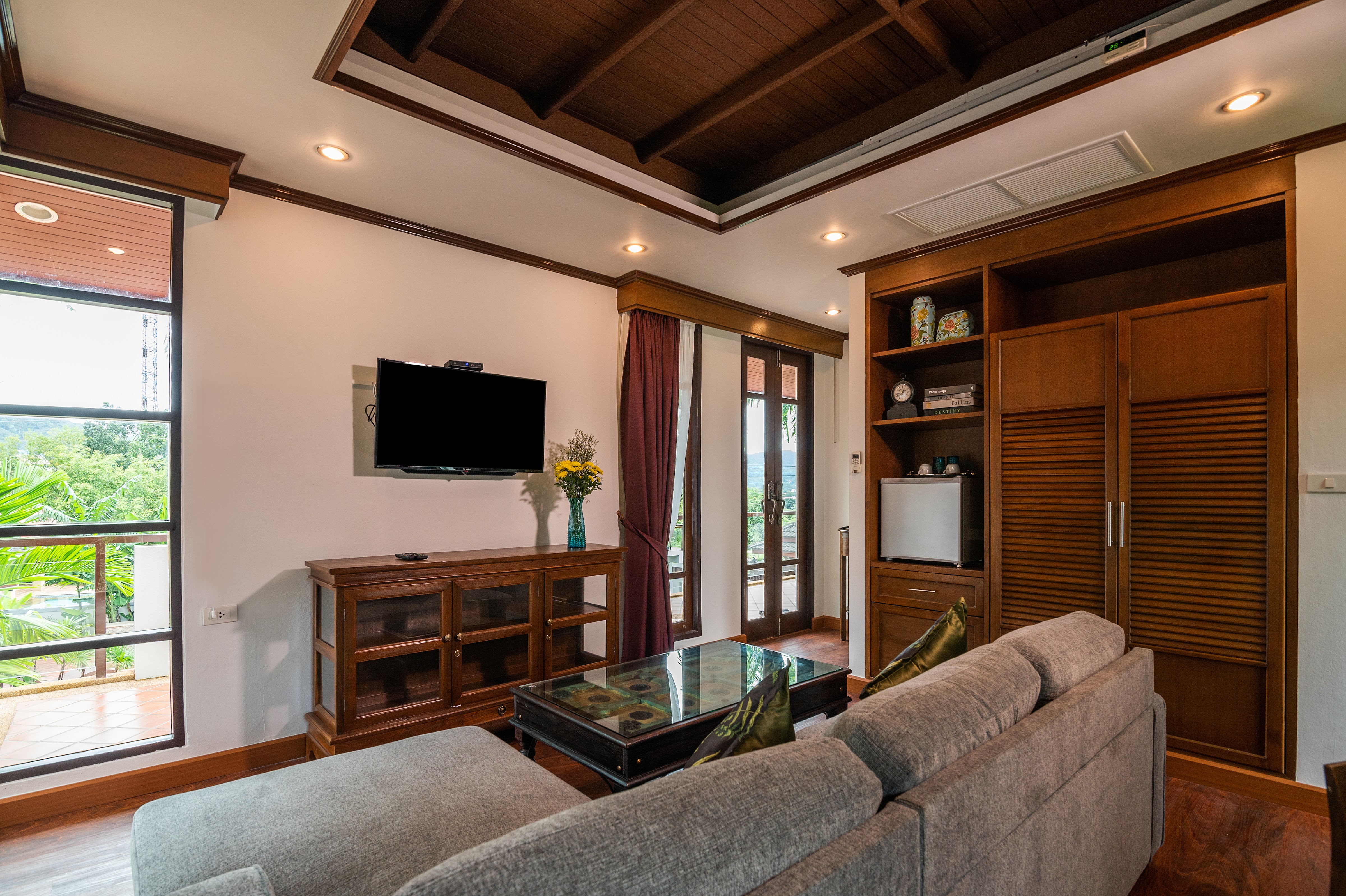 Jantra Residence