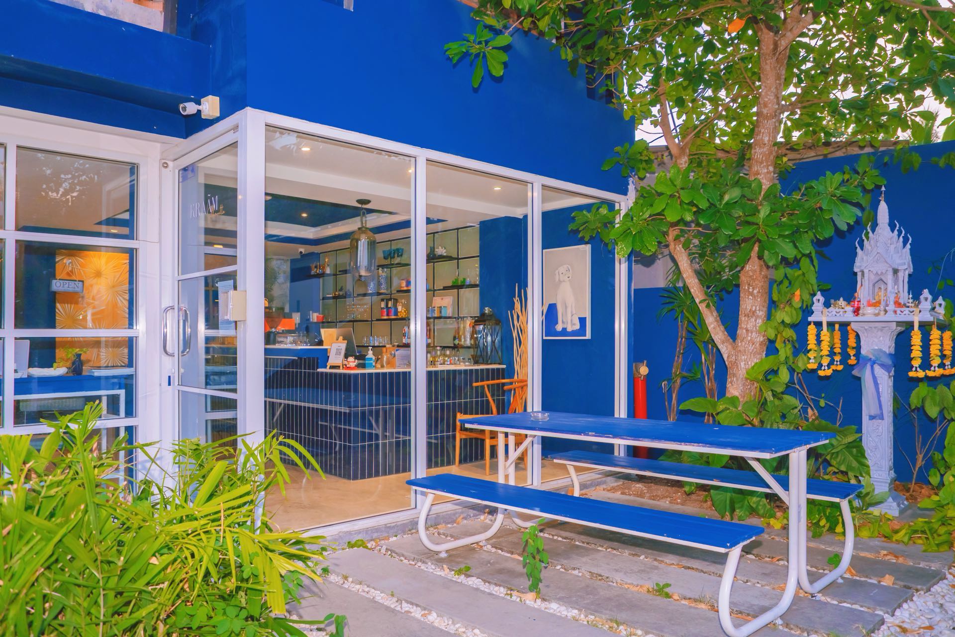 KRAAM Silhouette Hotel & Cafe Phuket