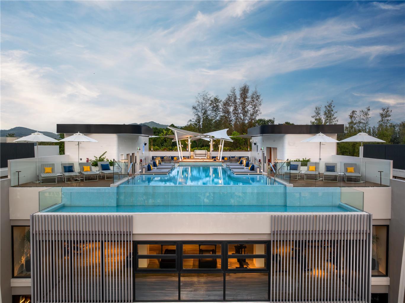 Radisson Blu Resort, Phuket Mai Khao Beach
