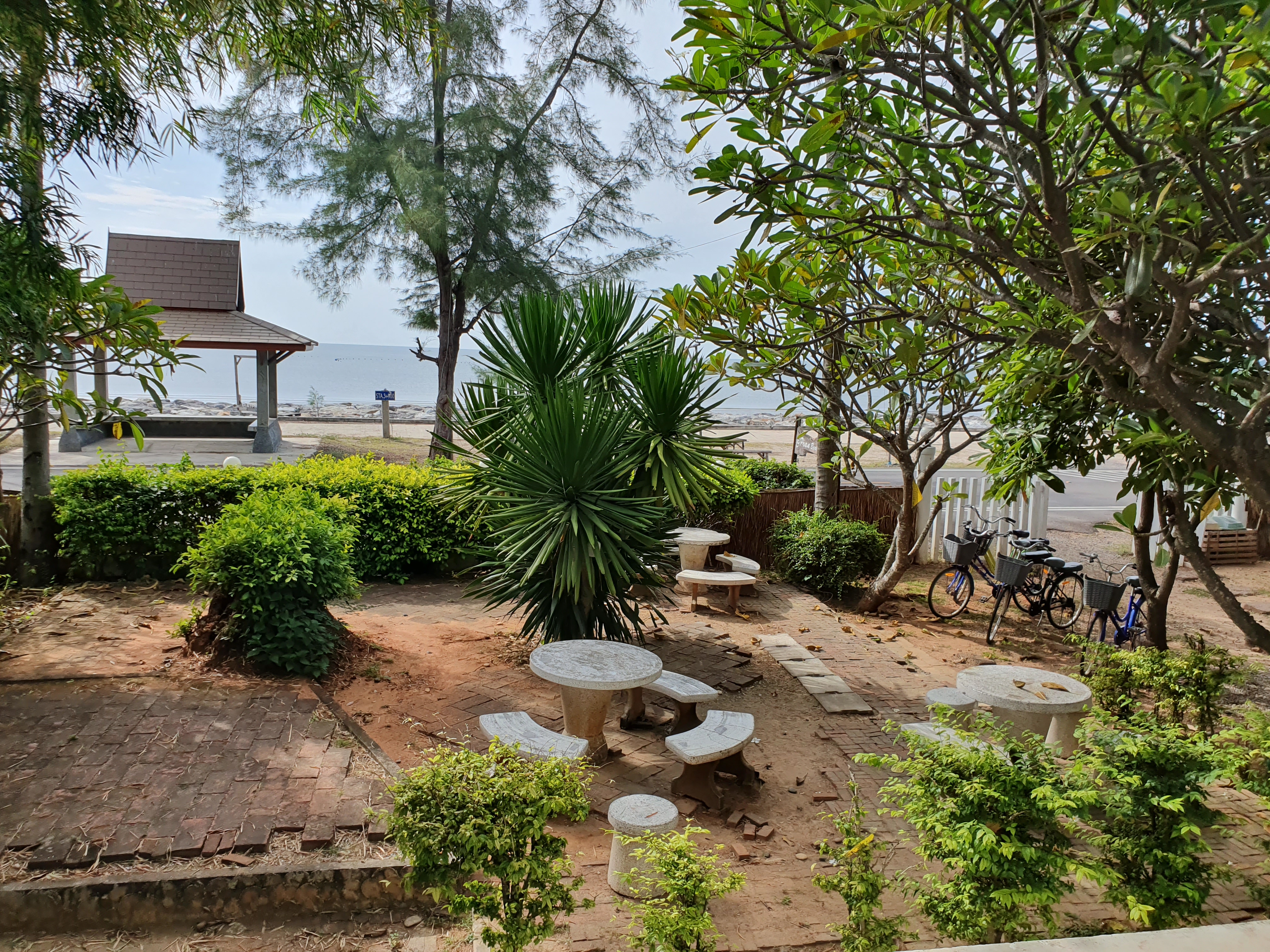 At-Pran Sunrise Beach Resort
