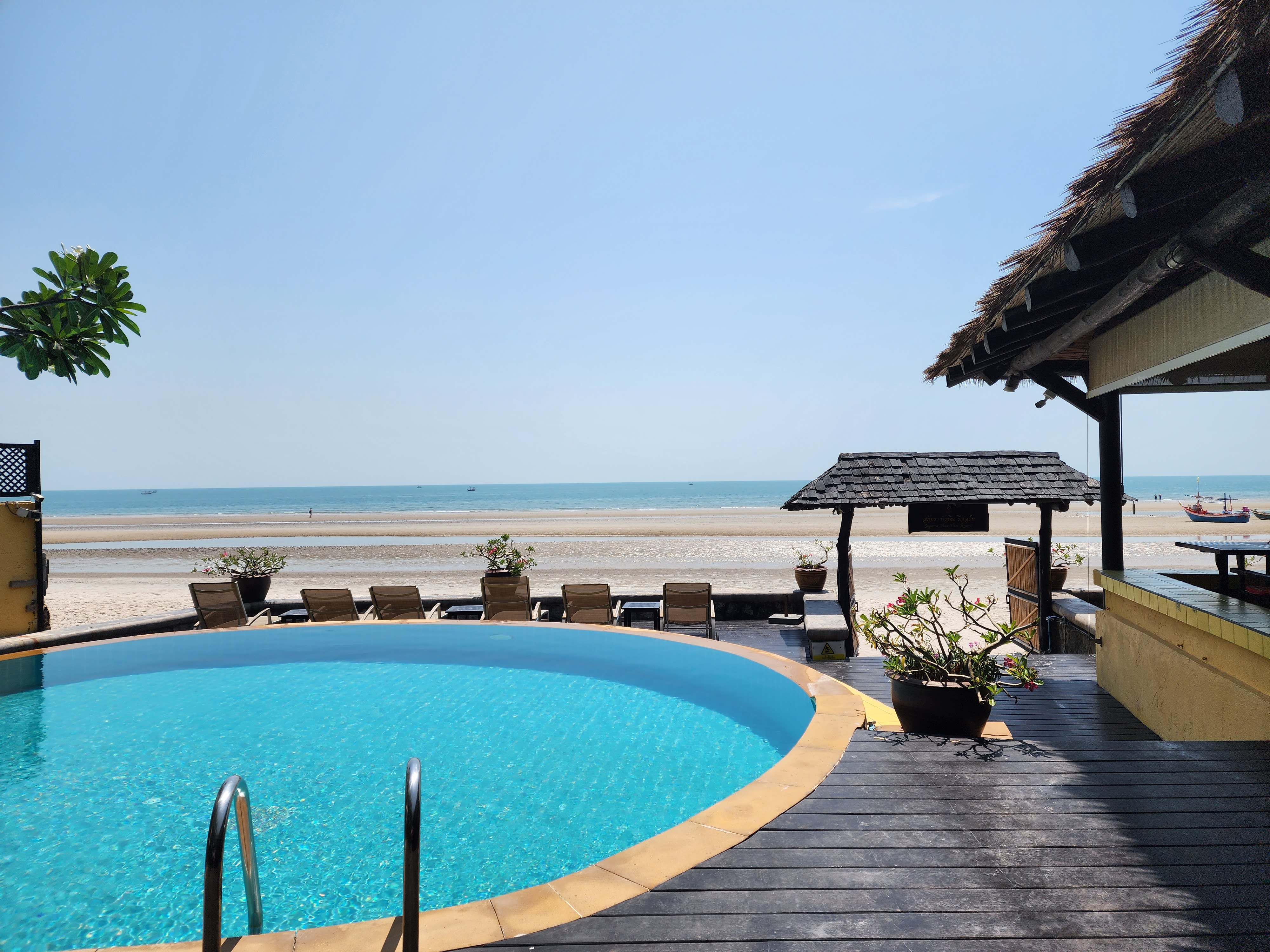 Supatra Hua Hin Resort