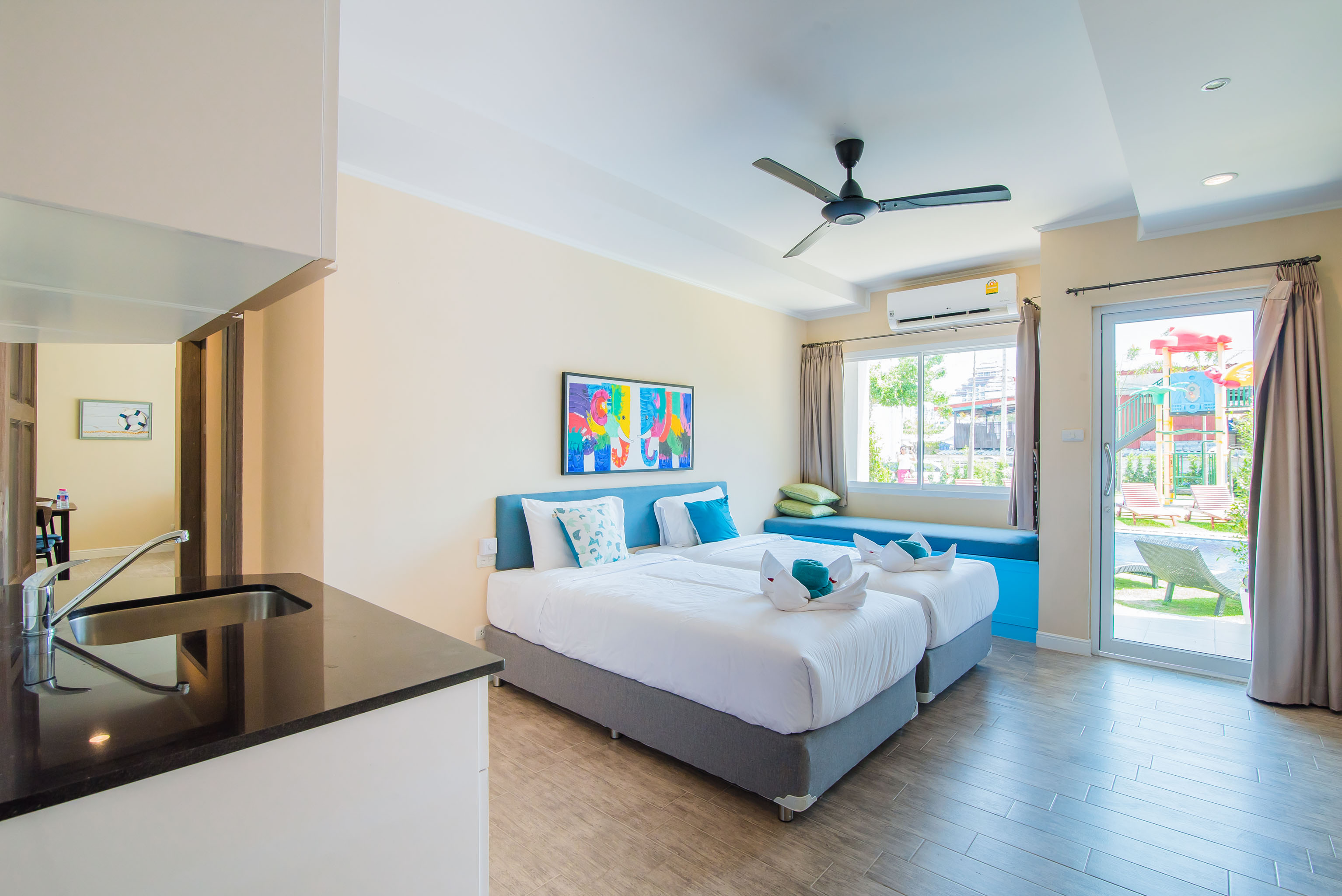 Surf & Sand Resort