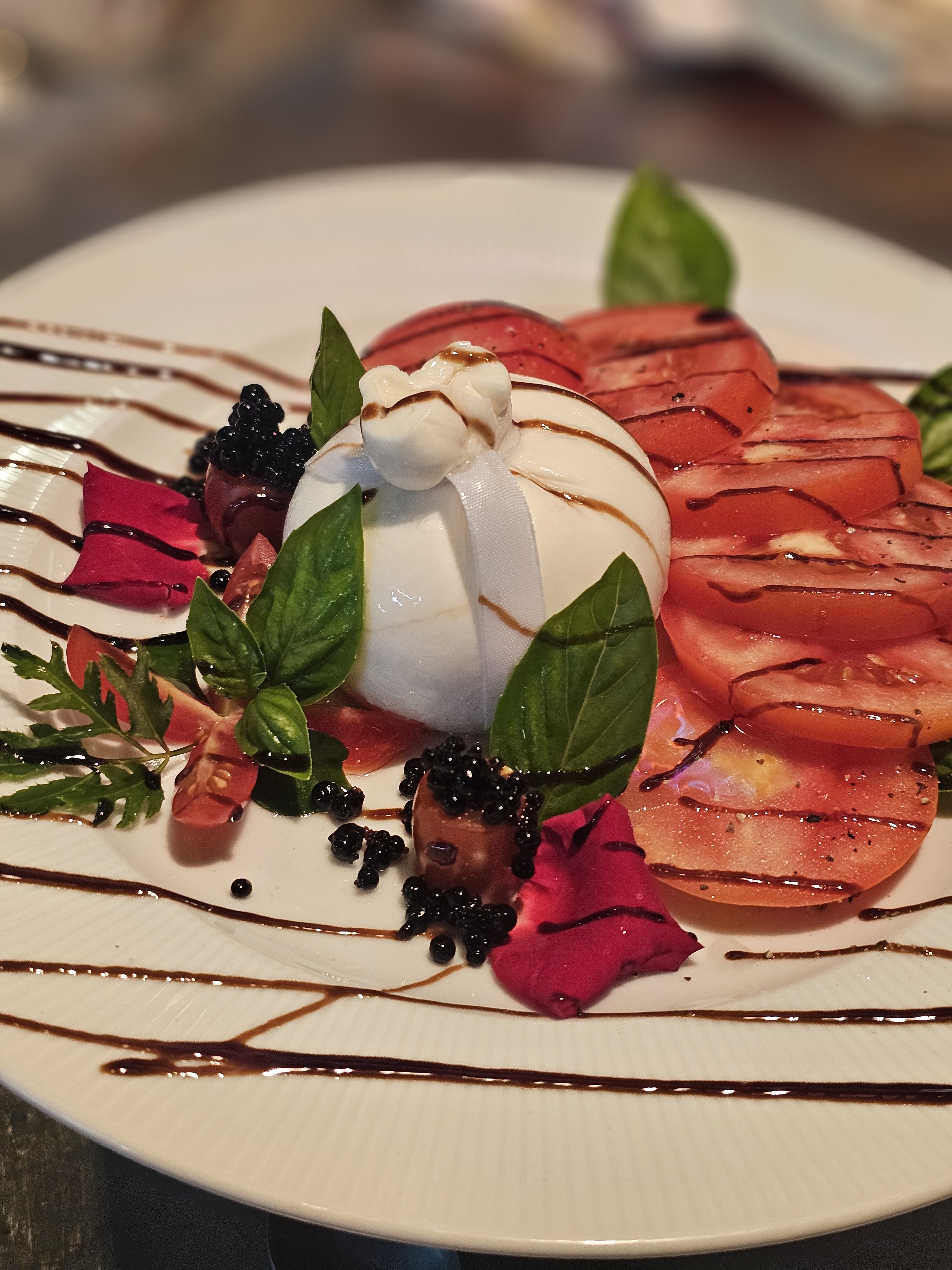 Aromi diversi Italian Restaurant Pizzeria And Beach Bar