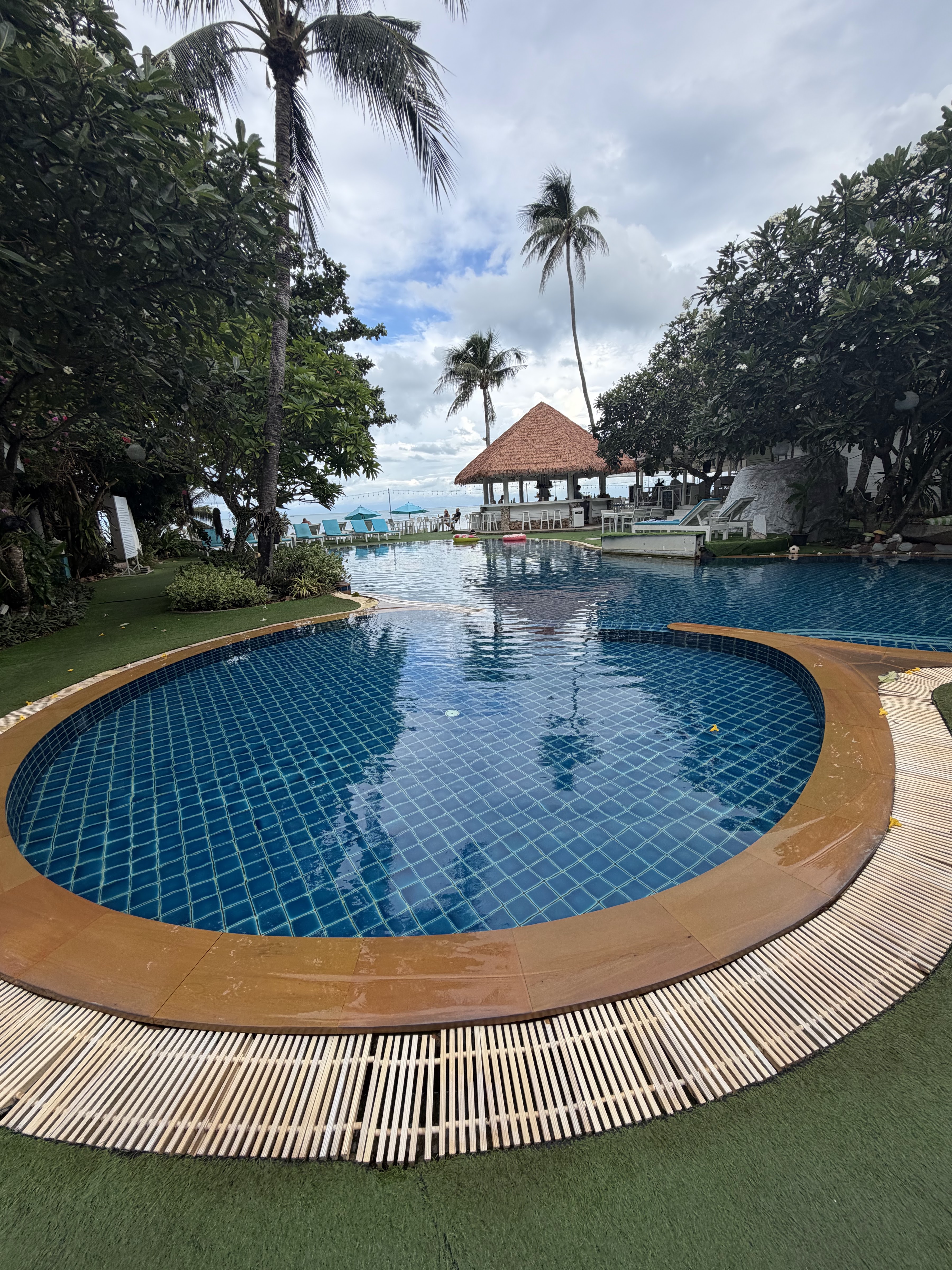 Sand Sea Beach Resort